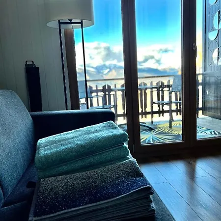 Apartment Cosy For 4 Near Lift, Melezes K22 *