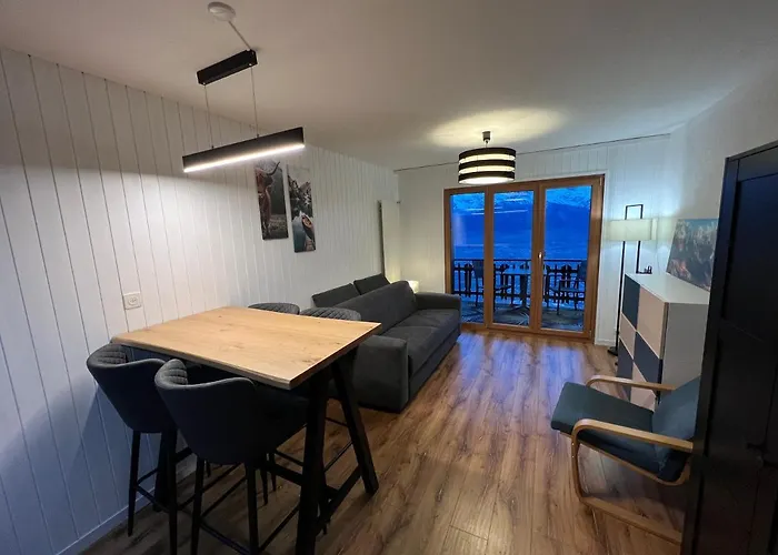 Cosy For 4 Near Lift, Melezes K22
