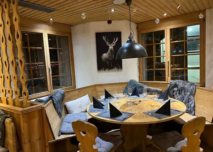 公寓 Cosy For 4 Near Lift, Melezes K22 *